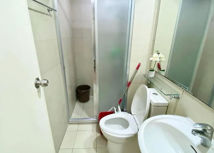2 Bedroom Azure Cityview 1 *